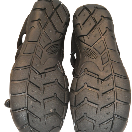 KEEN Men's Clearwater CNX Sandal, Black, EU 37.5, UK 4.5, US 7, CM 24