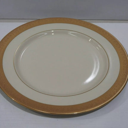 Lenox Westchester 10.5" Bone China Dinner Plate (Part number: 110801000)