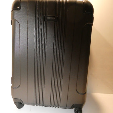 Kenneth Cole REACTION Out of Bounds Lightweight Hardshell 4-Wheel Spinner 24inch