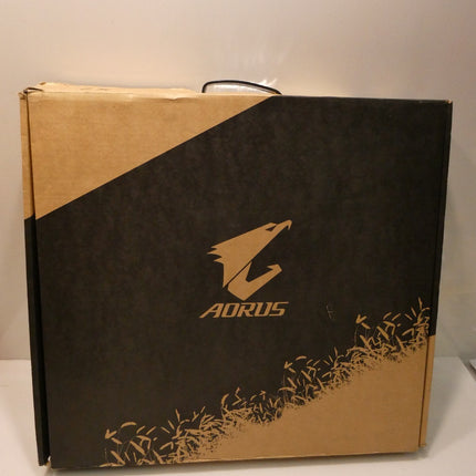 GIGA GTX1080/8G D5X/17.3"QHD 120Hz G-Sync IPS/i7-7820HK/DDR4-240032G(16G*2)/M.2