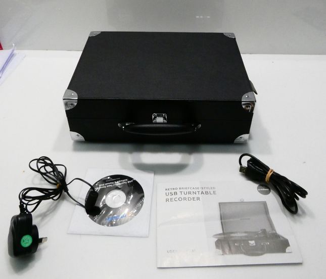 mbeat USB-TR88 Retro Briefcase-styled USB Turntable Recorder