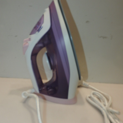Philips Series 3000 Steam Iron - Pink DST3010/39