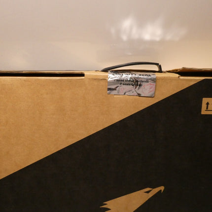 GIGA GTX1080/8G D5X/17.3"QHD 120Hz G-Sync IPS/i7-7820HK/DDR4-240032G(16G*2)/M.2