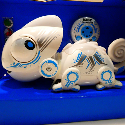 Silverlit Robo Chameleon - Move, Aim, and Catch