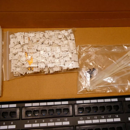 Monoprice 107307 Cat5 Enhanced 110Type 96-Port (568A/B Compatible) Patch Panel