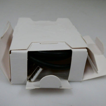 Garmin Venu 3, GPS Smartwatch, AMOLED Display, Advanced Health and Fitness Featu