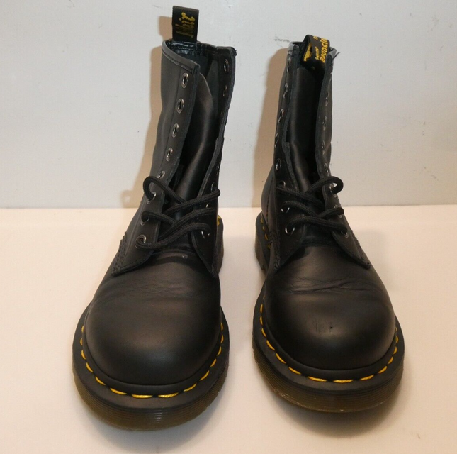 Dr. Martens Unisex 1460 8-Eye Lace-Up Nappa Leather Boot, Black, UK 3/US M4W5