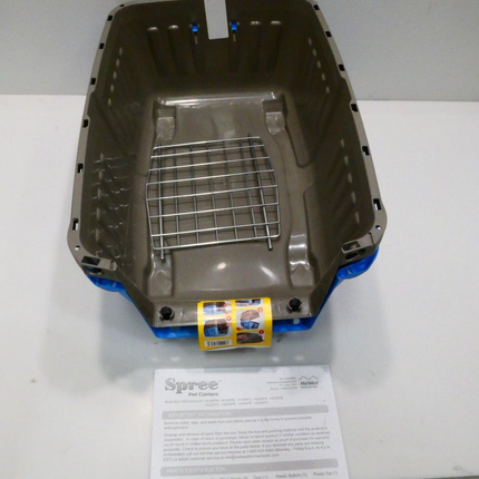 Pet Carrier: Hard-Sided Dog Carrier, Cat Carrier, Small Animal Carrier in Blue|