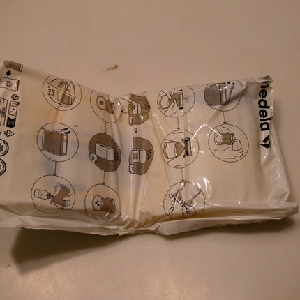 Medela Easy Pour Breastmilk Storage Bags | 50 Count 210ml
