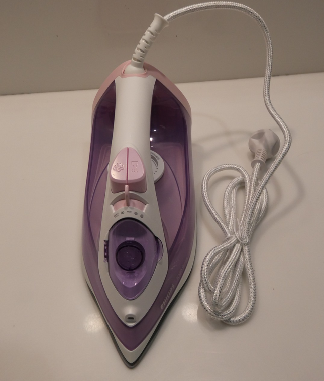 Philips Series 3000 Steam Iron - Purple DST3010/39