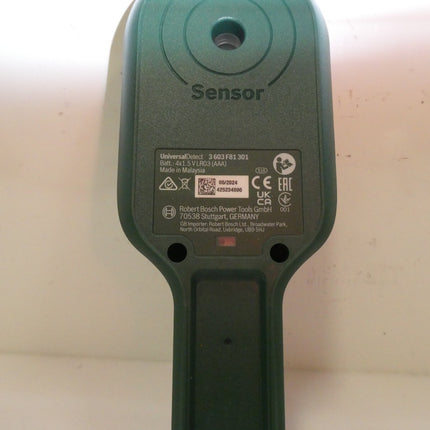 Bosch Digital Detector up to 10 cm, 4x Batteries (AAA), UniversalDetect