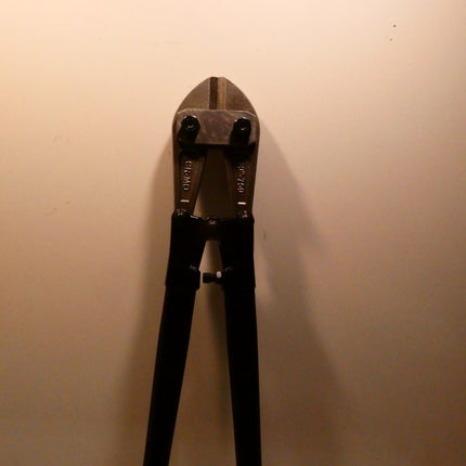 WORKPRO 30" Bolt Cutter, Chrome Molybdenum Steel Blade, Heavy Duty Cutter