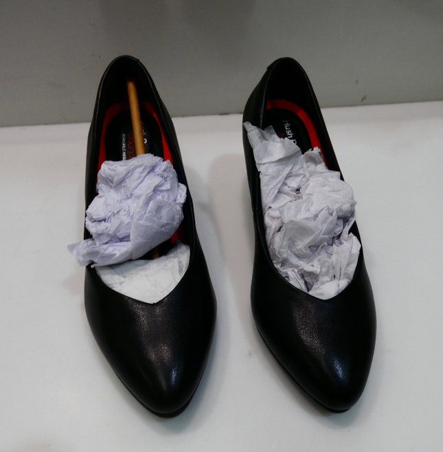 Hush Puppies Women's The Point Court Shoe, Black, UK 3/US 5.5